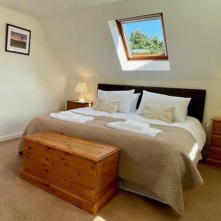 农场庄园教堂酒店 *